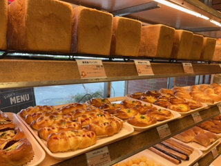 AOIベーカリー_メインビジュアル